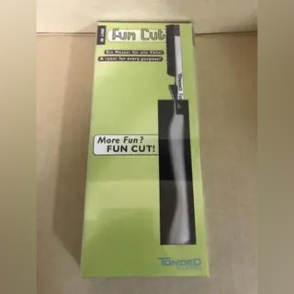 Brand New  Professional Tondeo black&  Silver Beautician/Barber cutter Grey2